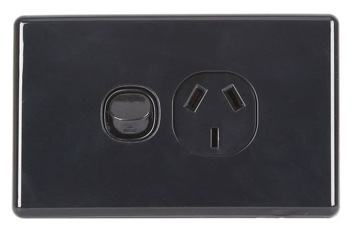 SLIMLINE HORIZONTAL WALL POWER OUTLET 10A