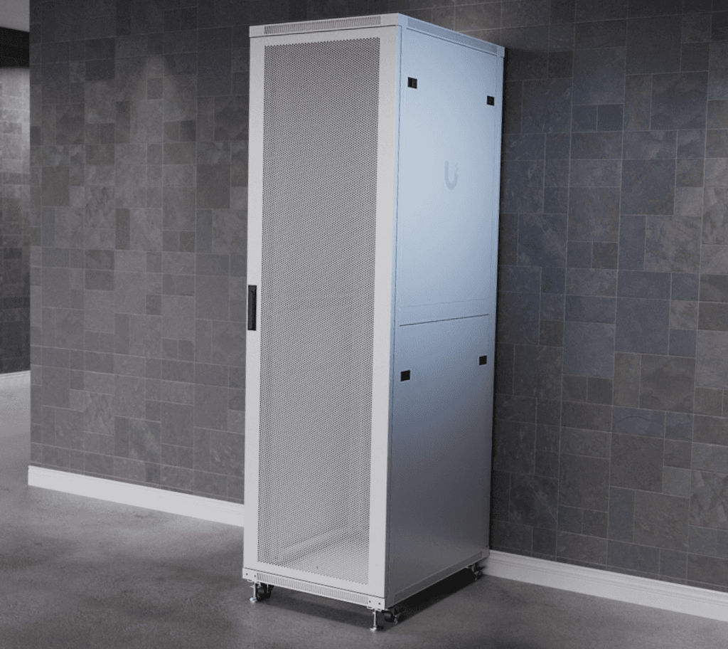 UACC-RACK-42U-800-P Ubiquiti Unifi 42U 800Mm Rack With Perforated Front ...